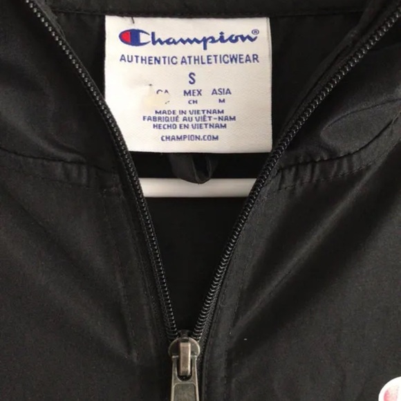 🆕black champion pull over hooded jacket(S) - Picture 4 of 7
